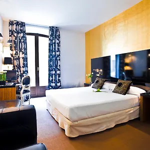 4* Hotel Mate Leo